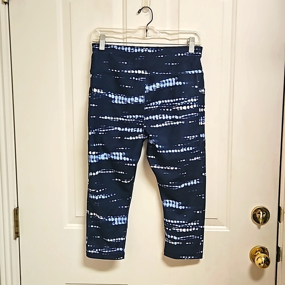 Avia Cropped Tiedye Print Leggings - Picture 3 of 5